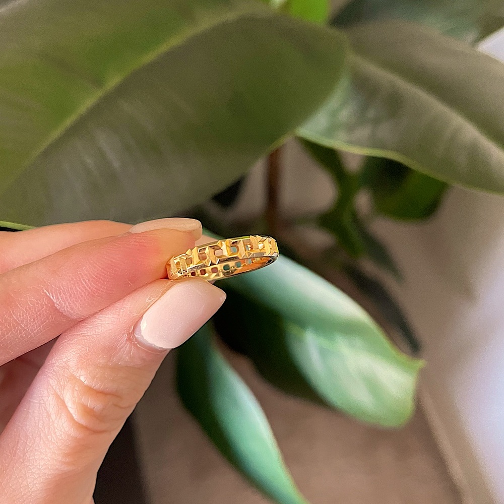 Authentic Tiffany & Co ring size 4.5